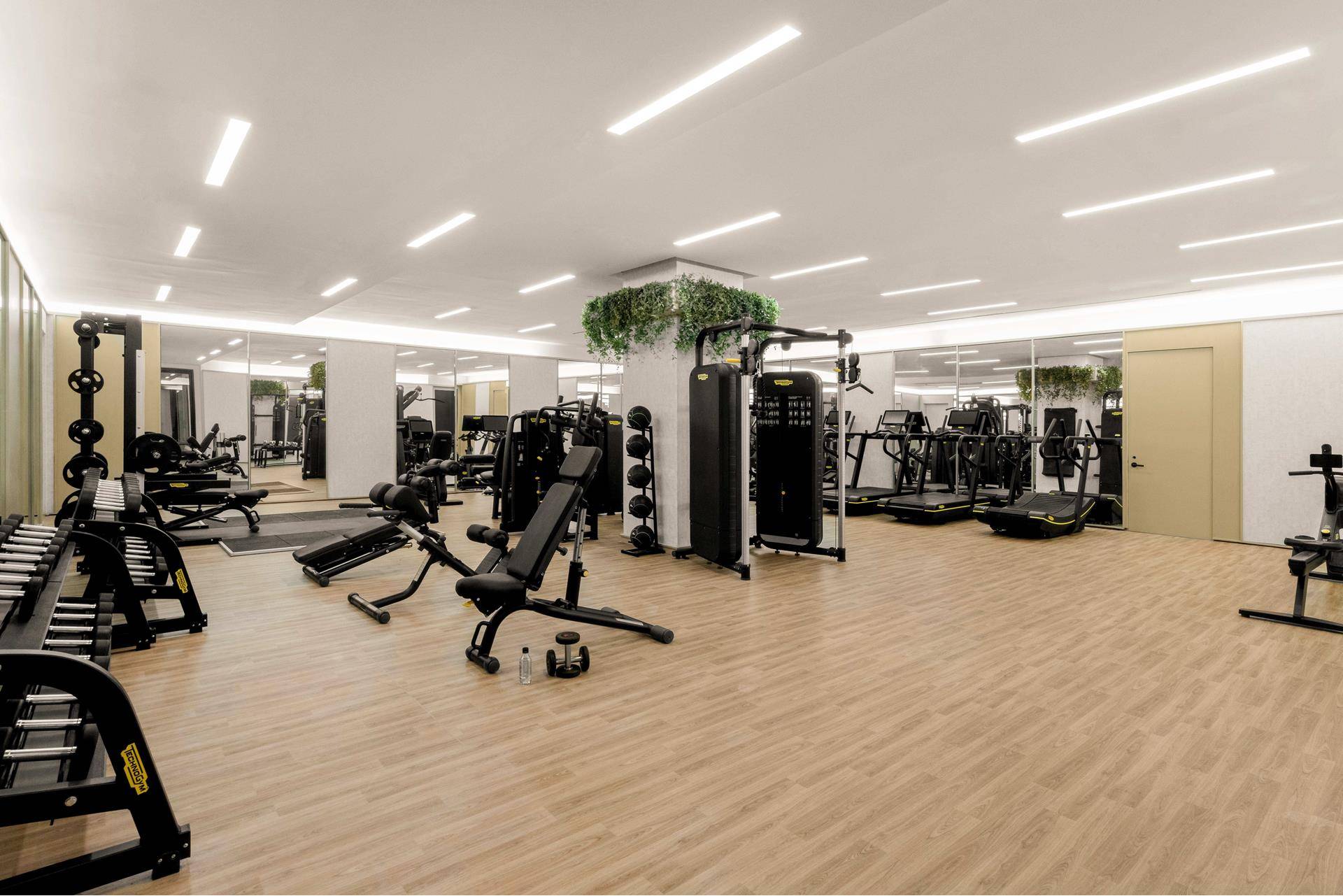Immediate Occupancy. Sponsor to pay 2 years of common charges and transfer taxes on newly signed contracts for a limited time only.
