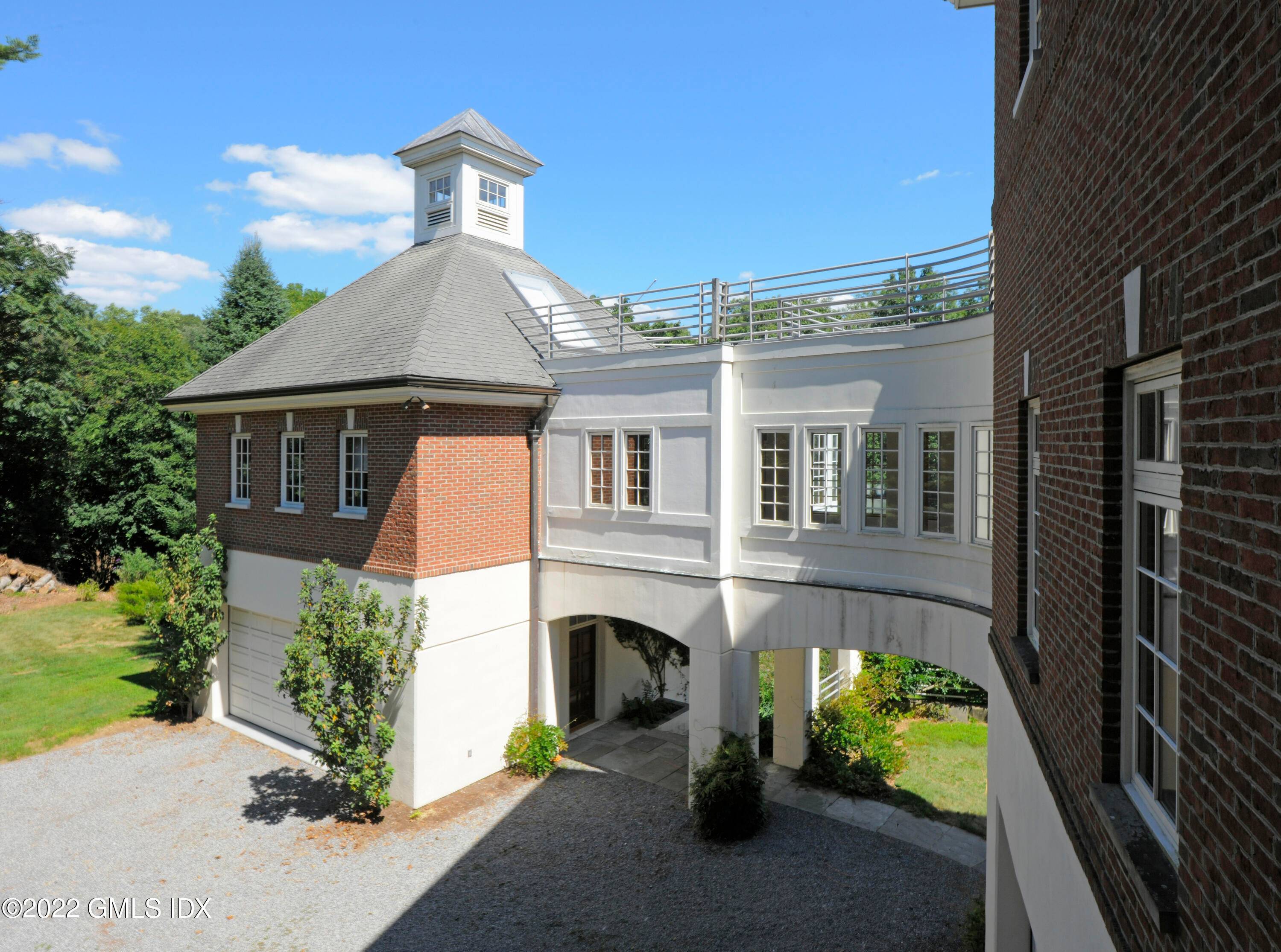 Huge Greenwich Center Hall Colonial in the heart of Mid Country.