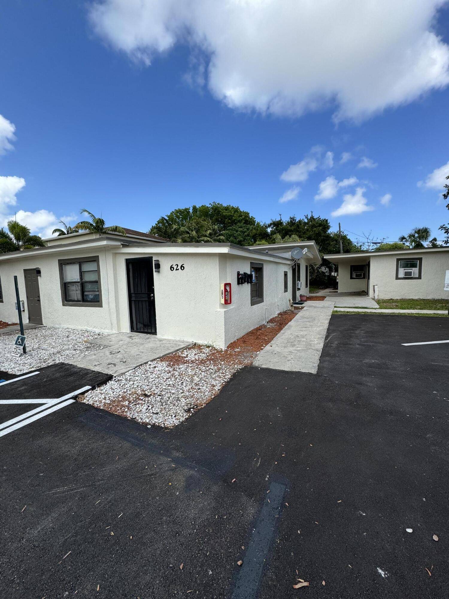 626 NW 10th Terrace Multi-Family Palm Beach