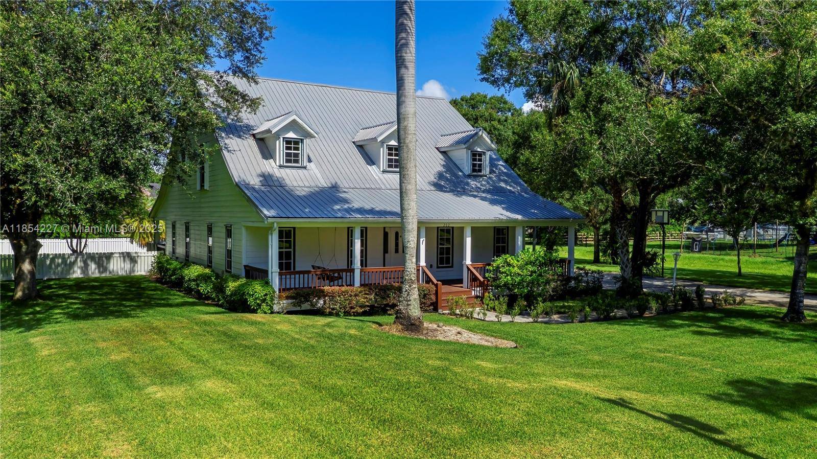 This custom built pool home sits on a beautiful 1 2 acre in one of the most desirable neighborhoods in LaBelle.