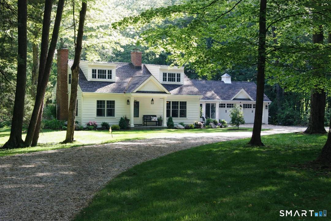 Available July August 2026 Enjoy summer living on Lake Wononscopomuc.