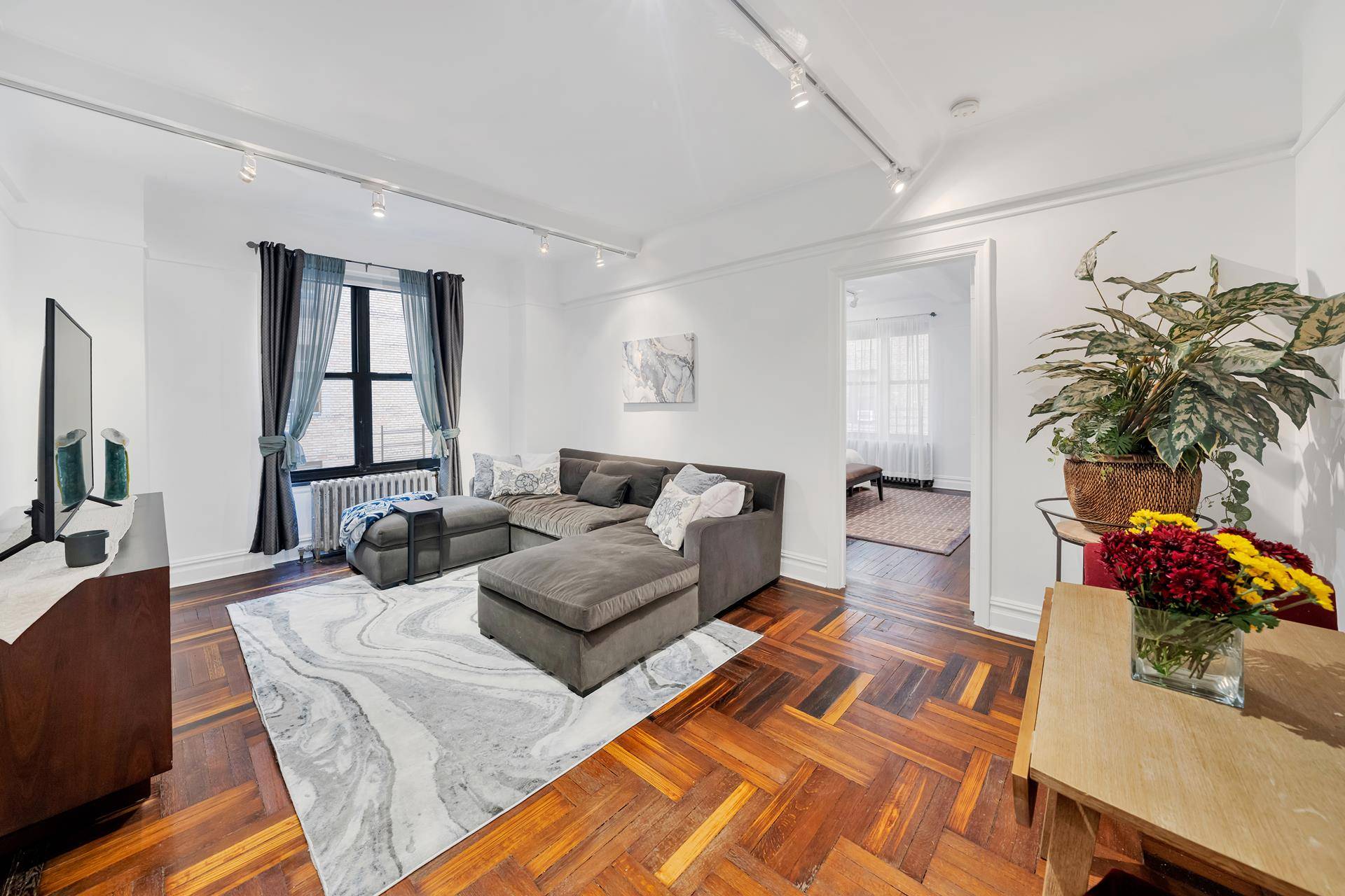 A quiet oasis steps away from iconic Central Park !