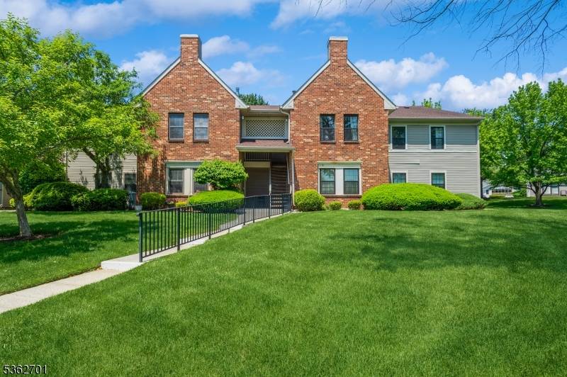 Griggs Pl East Brunswick Twp. New Jersey Single-Family