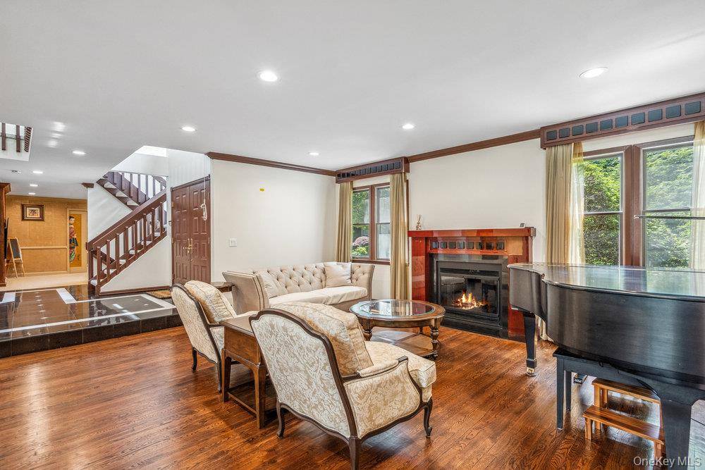 Nestled in a quite cul de sac, sits this Darby Model boosting four Bedrooms and Baths with a fully finished lower level and a main floor in laws suite.