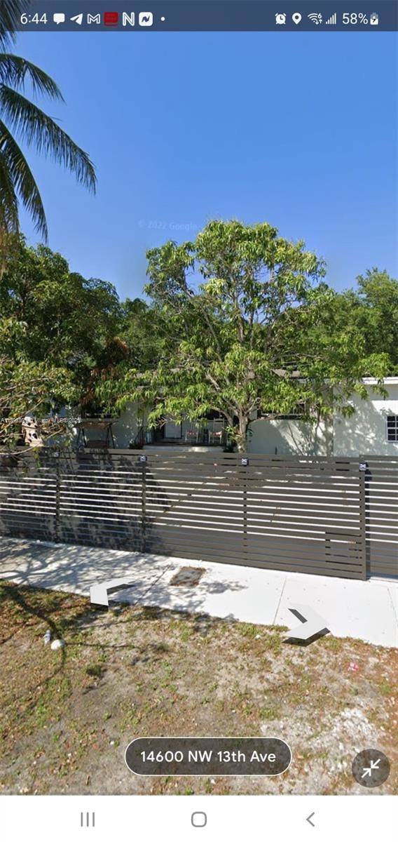 Mango Villas is a Beautiful 4 bedrooms 3 baths home in the center of Miami.