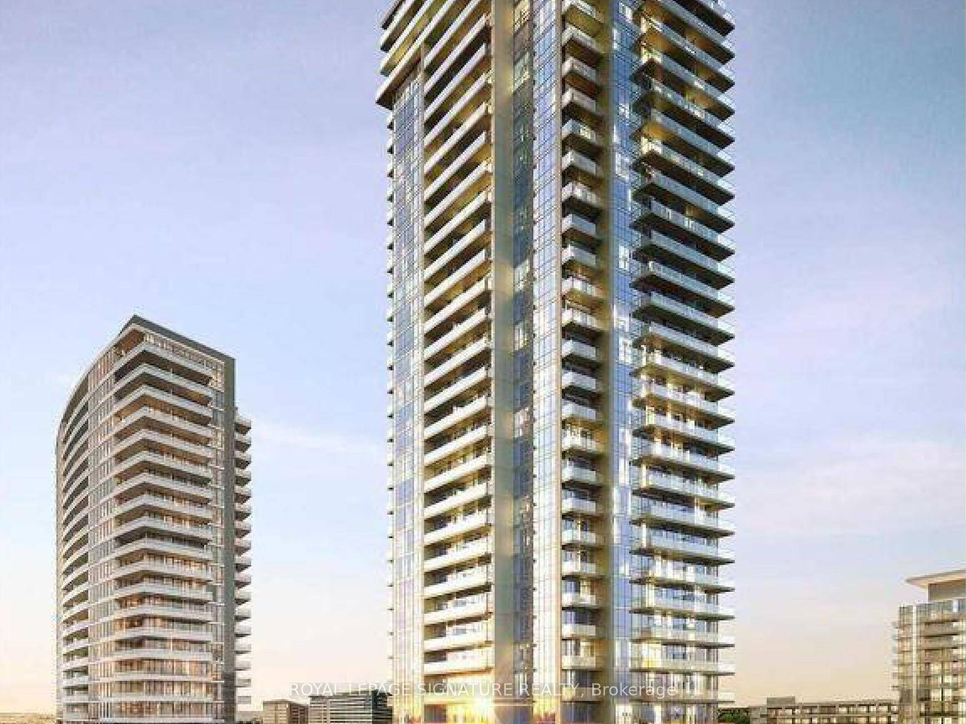 Great Location ! Corner Unit In Emerald City !