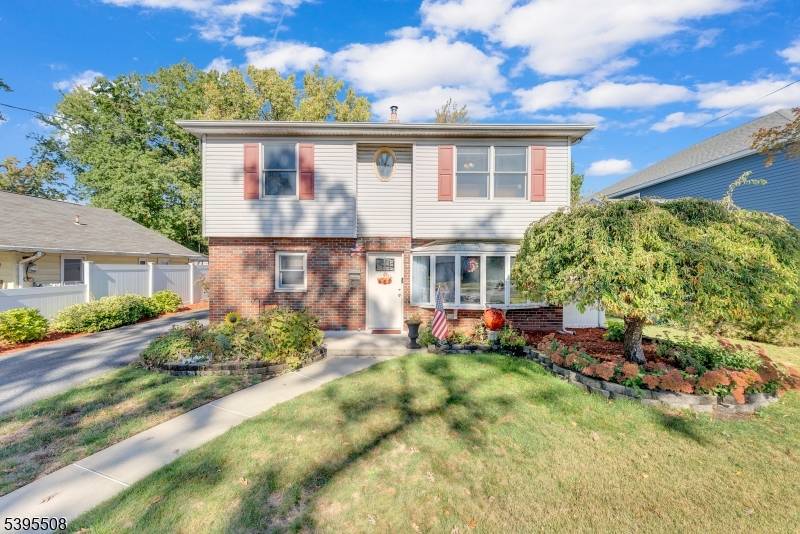 Grove Ave Rochelle Park Twp. New Jersey Single-Family