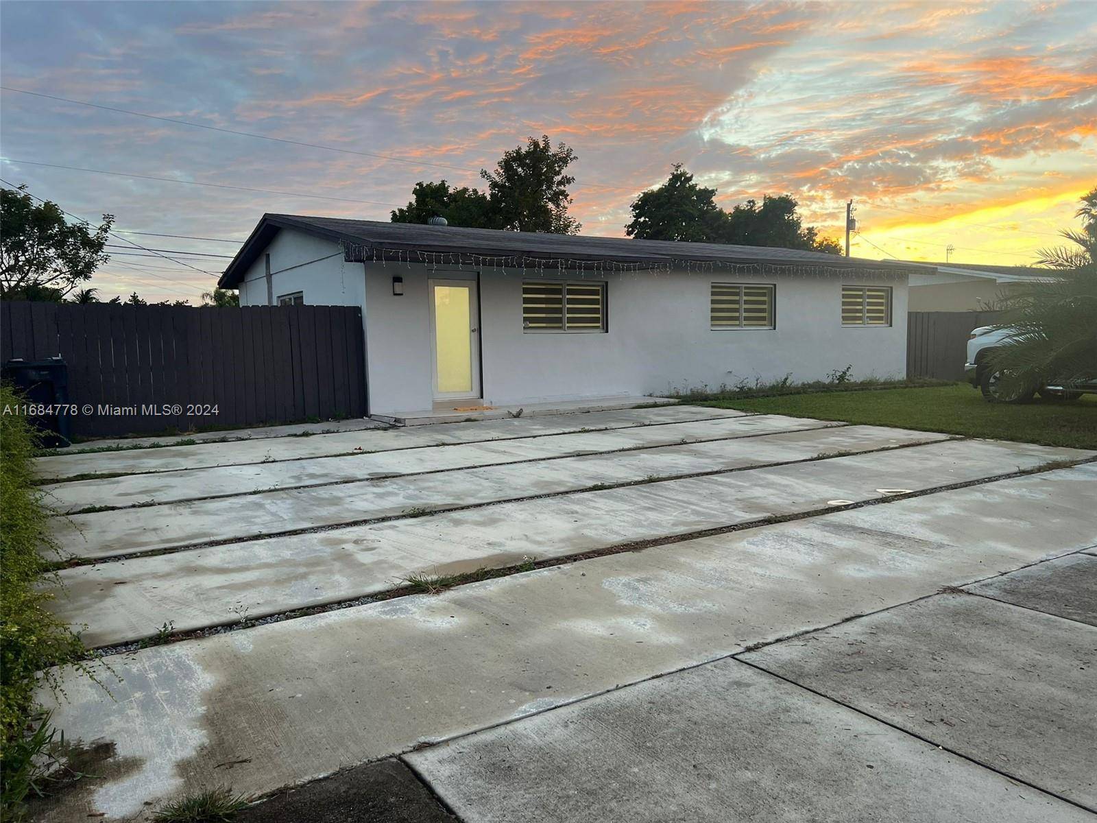 Beautiful single family home with 3 bedrooms and 2 bathrooms, fully remodeled, located in one of the best areas of Cutler Bay.