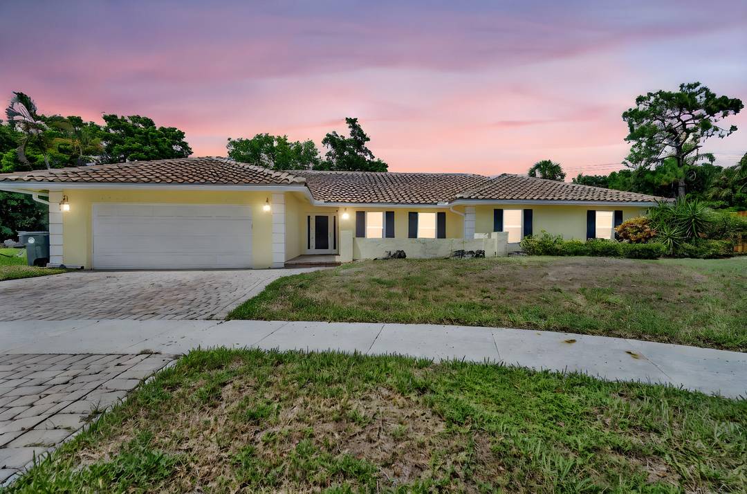 Welcome to this spacious 4 bedroom, 2.