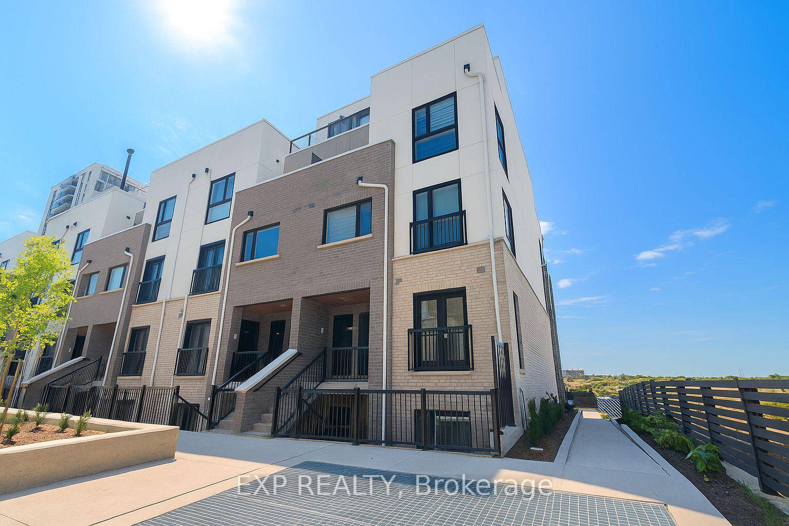 Short Term only. Beautiful end corner unit and Bright Sun Filled 2 Bedroom townhome, 3 Bathroom Suite Comes With 1 Underground Parking Spot.