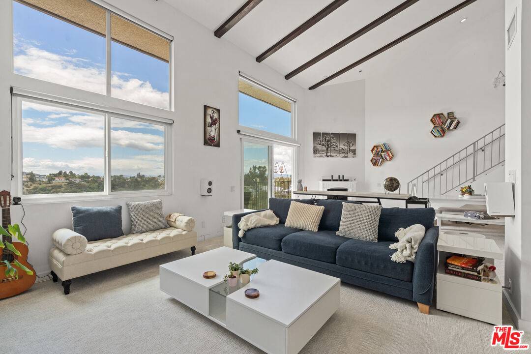 2385   Roscomare Rd 2BR Bel Air La