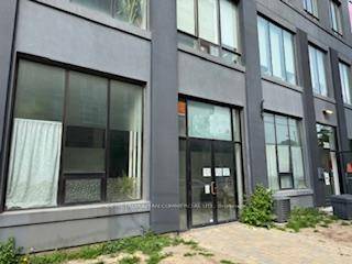 Retail space with 13 ft ceiling, double door access on grade.