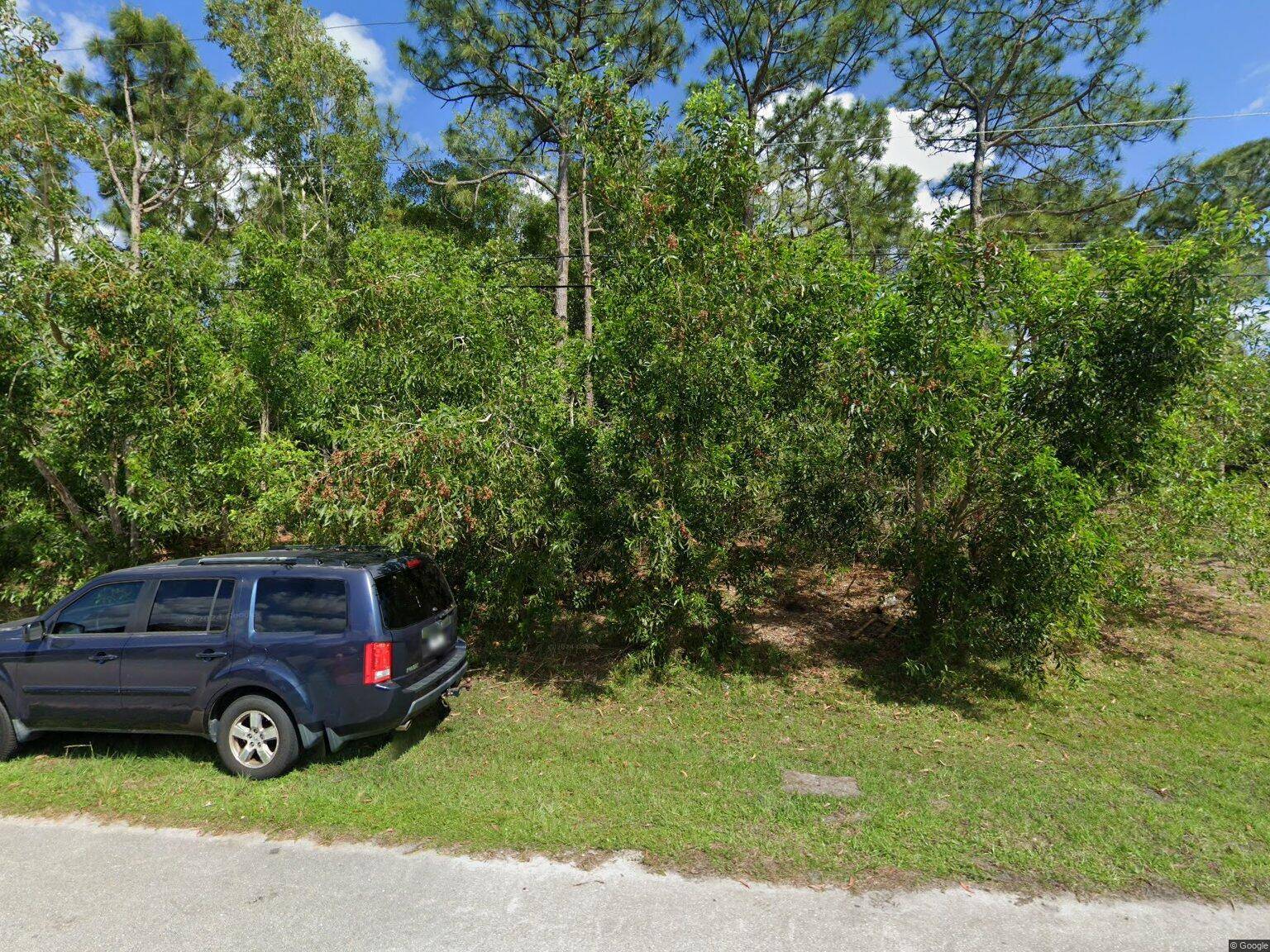 10, 000 sqft lot for sale, close to 95 and turnpike.