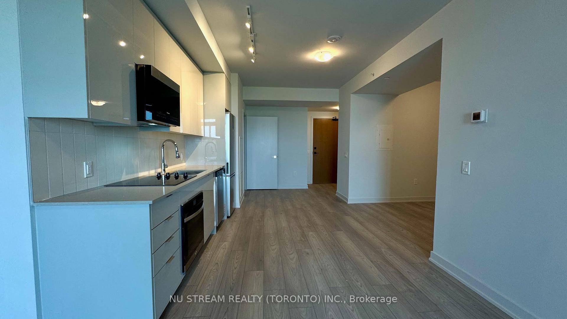 Welcome to CG Tower Modern Living with a Garden View !