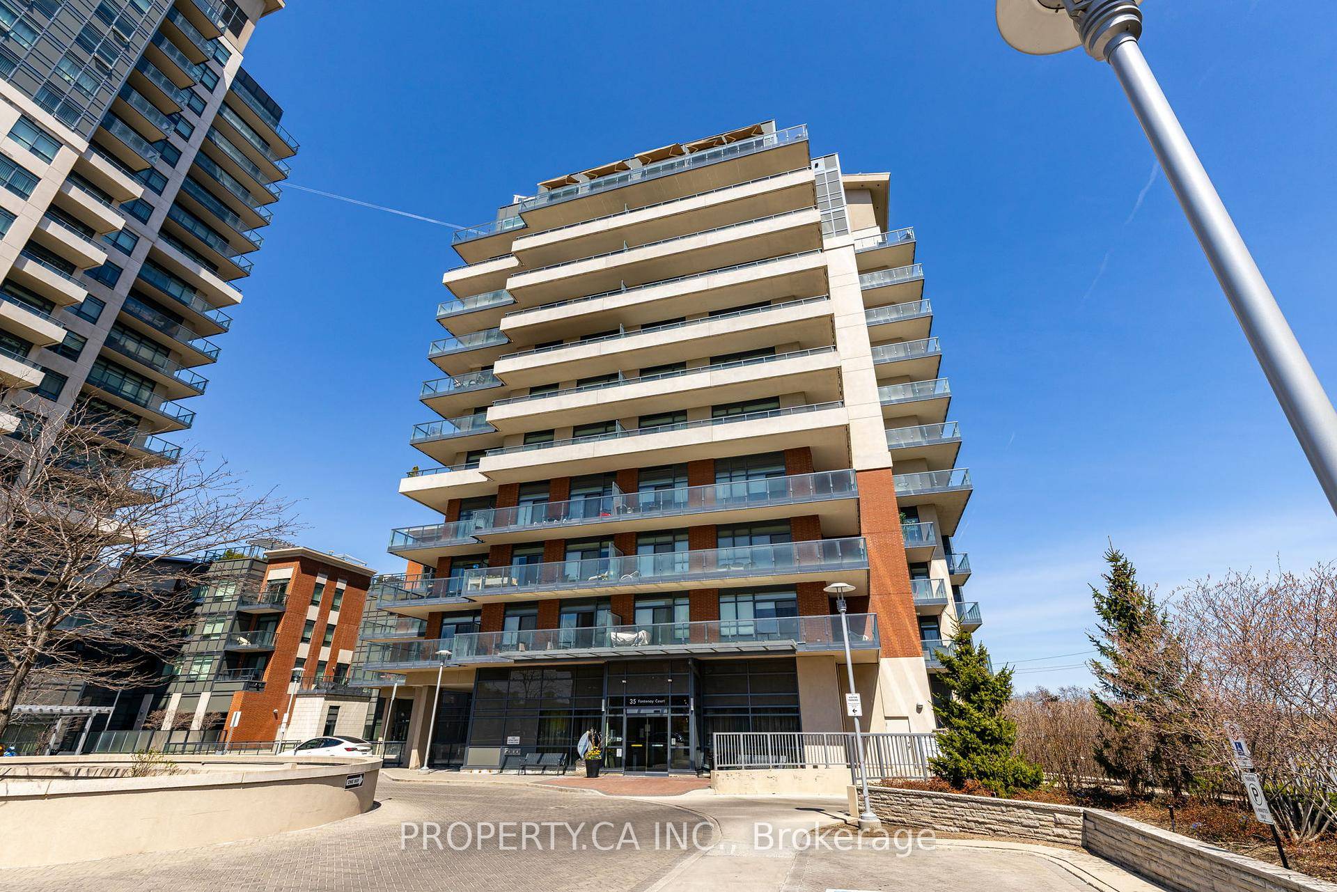 Penthouse Luxury at The Beautiful Perspective Condominium.