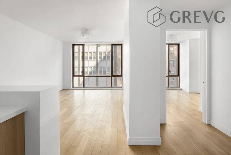 LUXURY 1 BED IN GRAMERCY SQUARE !