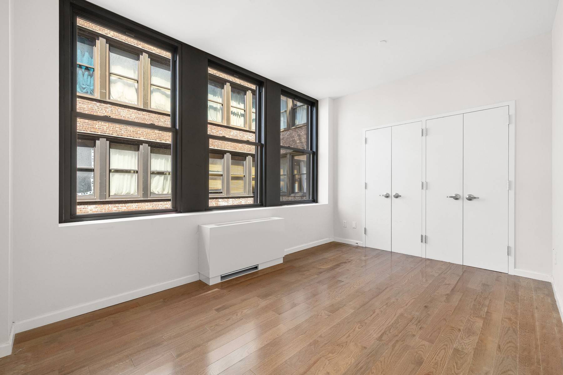 15 Park Row is a historic Beaux Arts gem that stands as a testament to New York City's architectural evolution.