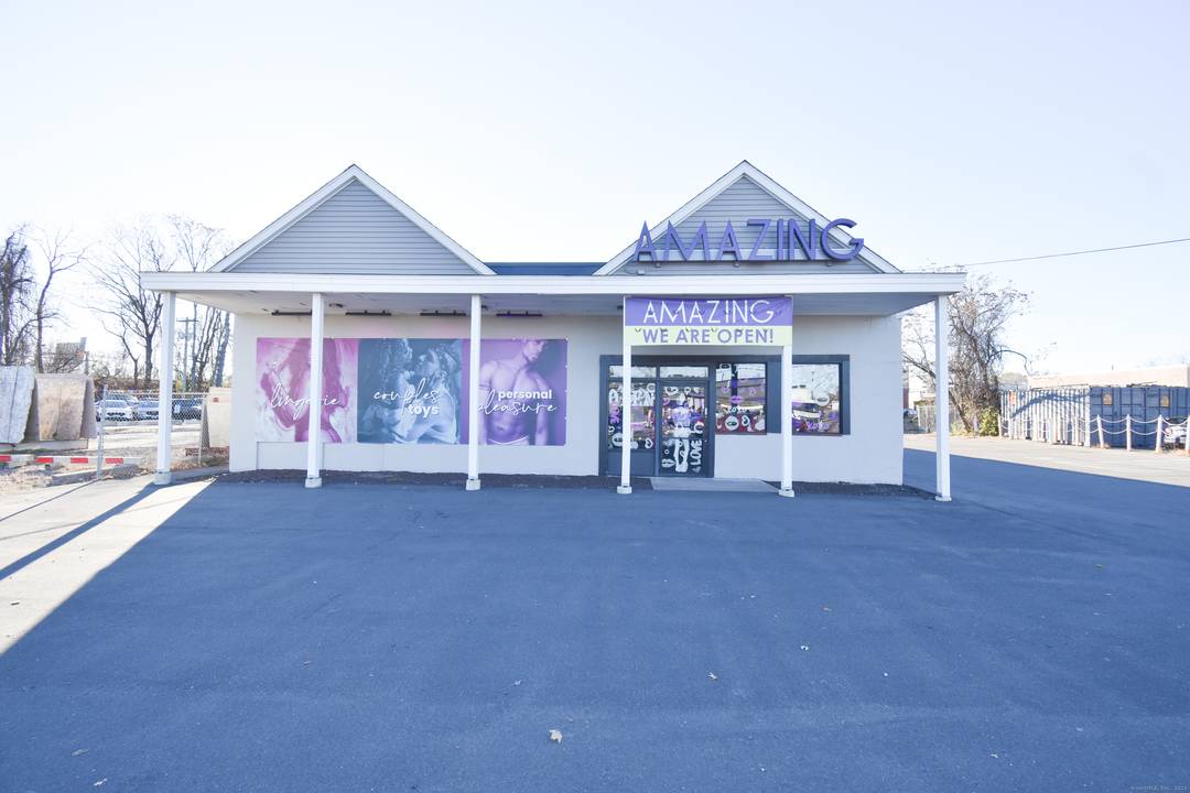 LOCATION LOCATION LOCATION.