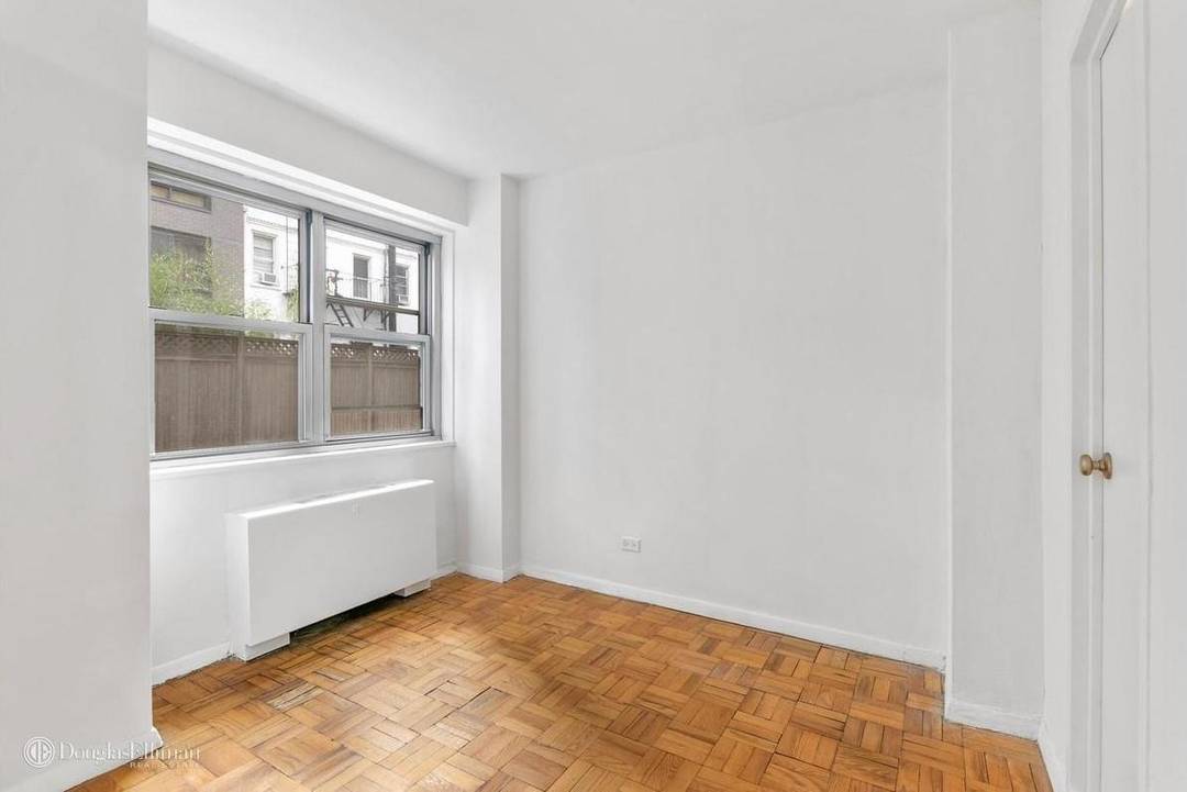 Please EMAIL for Faster Response Available Immediately, Condo Board Approval Required ; Newly Renovated Junior 1 bedroom in luxury full time doorman building.