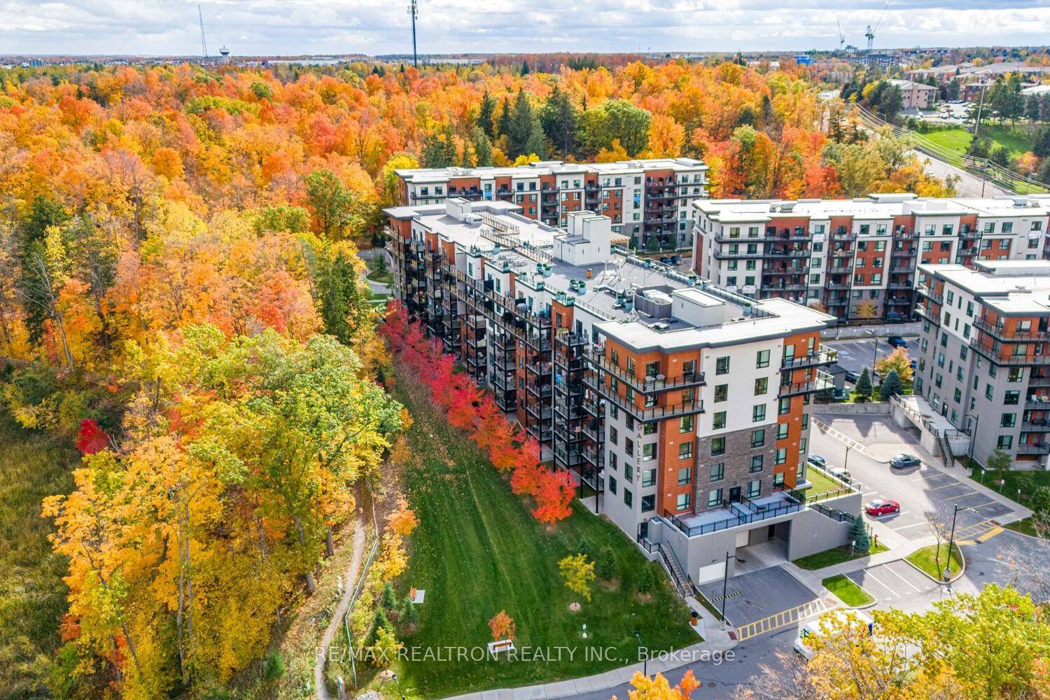 Stylish Designer Condo at The Louvre in the Gallery.