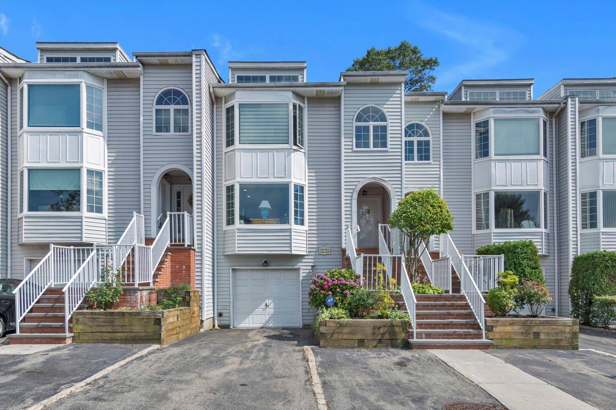 Welcome to an exceptionally styled Arbor model in the highly desirable gated community of Oak Park at Douglaston !