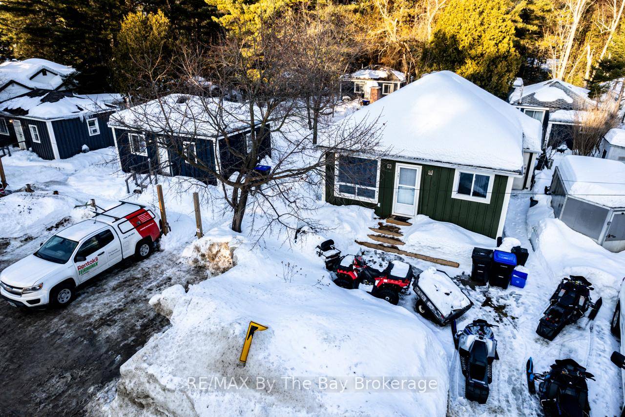 Great property with three detached units with 480 sq.