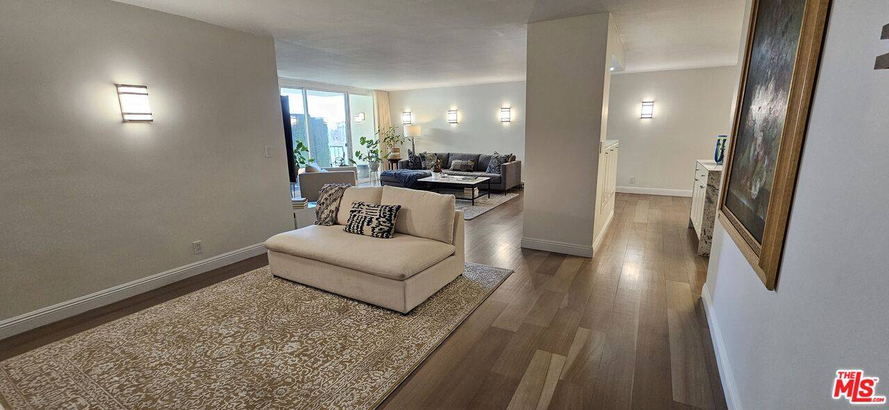 9950   Durant Dr 3BR Beverly Hills La