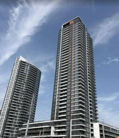 MOdern and move in ready 1 bedroom den.