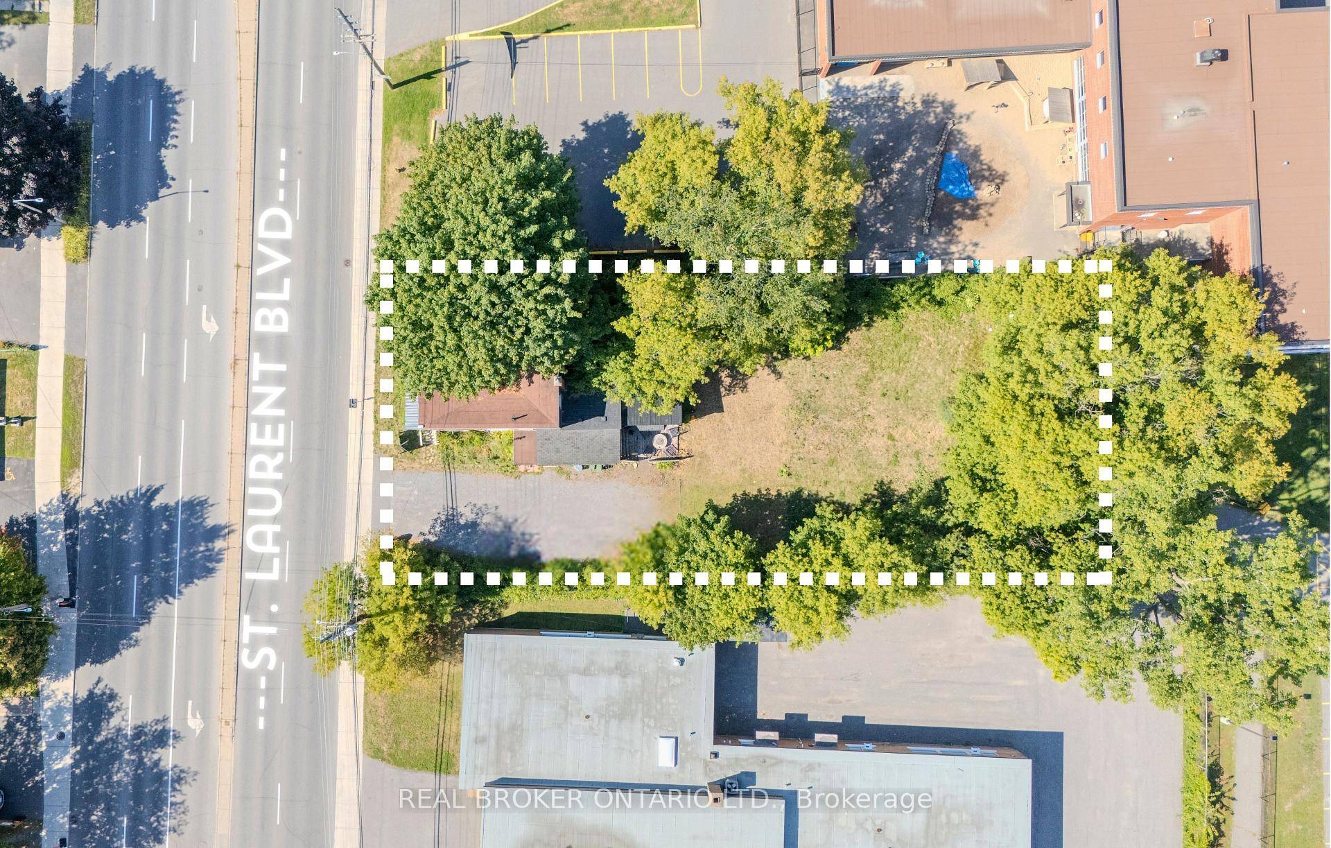 Prime Development Opportunity, 5 Minutes from Downtown Ottawa !