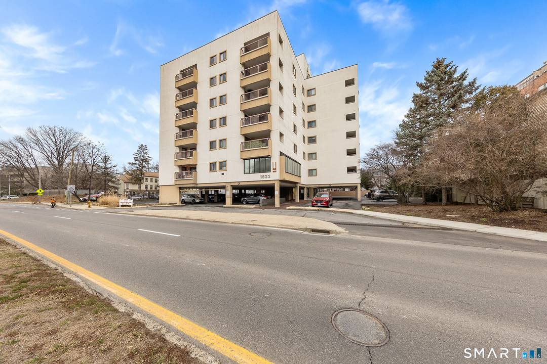 Welcome to 1633 Washington Blvd, Unit 3D, a beautifully appointed 2 bedroom, 2 bath condo offering comfort, convenience, and a prime Stamford location.