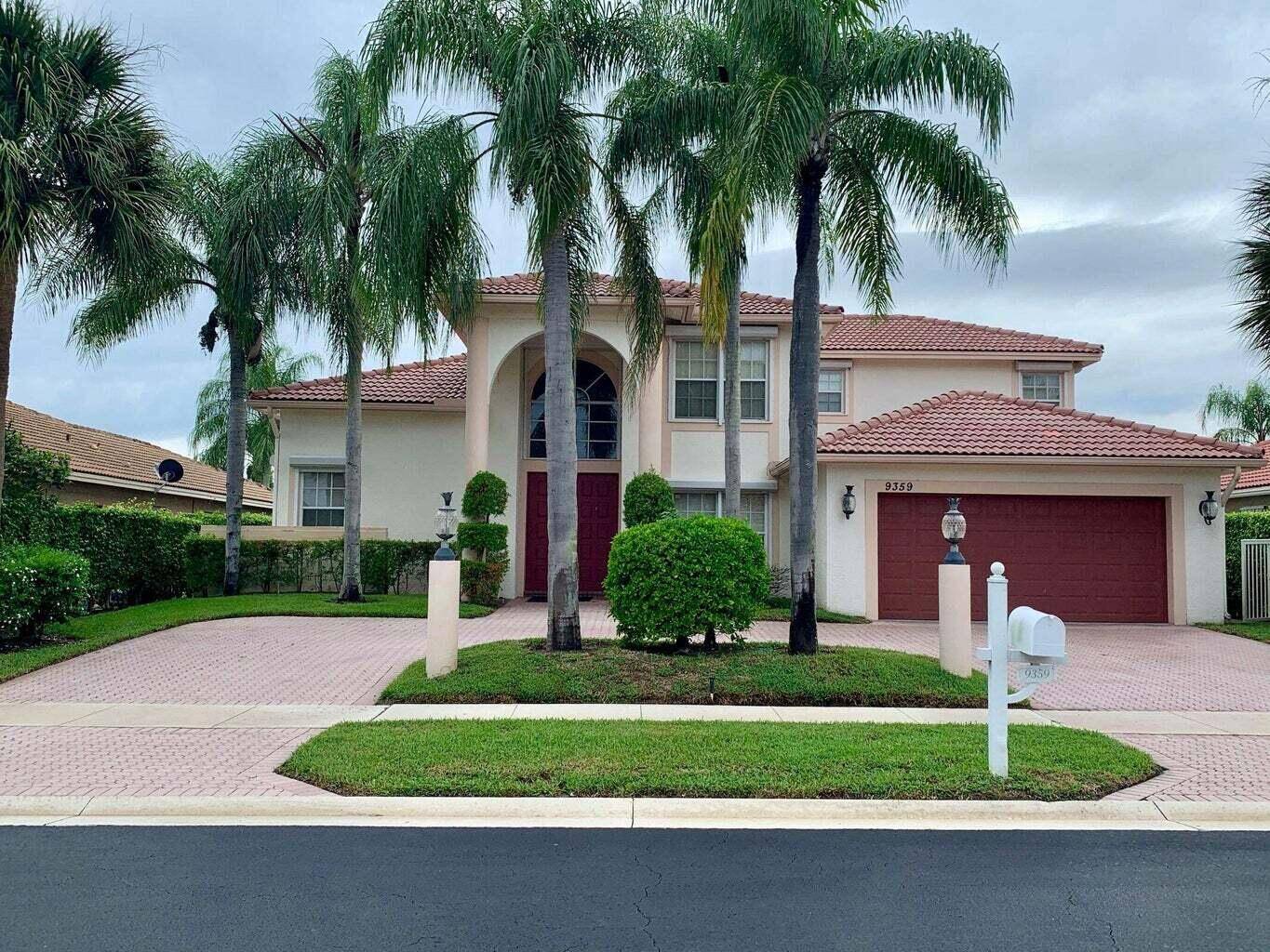 ''Spacious 4 bedroom, 3 bath lakefront pool home in a boutique gated community !