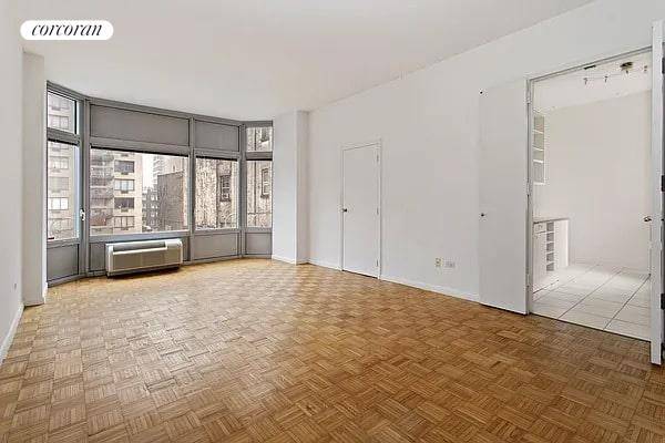 Application Pending. This is an amazing opportunity to rent an elegant, spacious 2 bedroom, 2 bathrooms unit in the impeccably designed Future Condominium building.