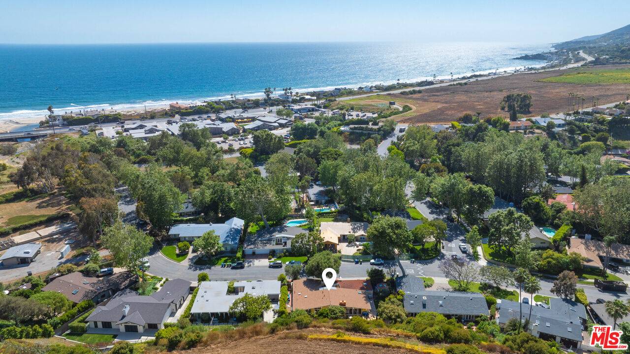 6308   Paseo Canyon Dr 5.0 Malibu LA