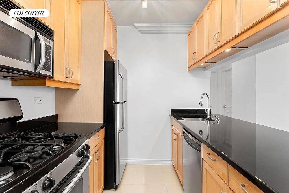 Luxury waterfront living in beautiful Battery Park City.