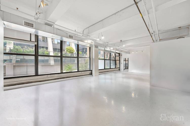Maint 4, 870 mo Beautiful creative space in the heart of Hudson Yards Move right into this prewar, 2600 square foot, light filled commercial coop loft, located in Manhattan s ...