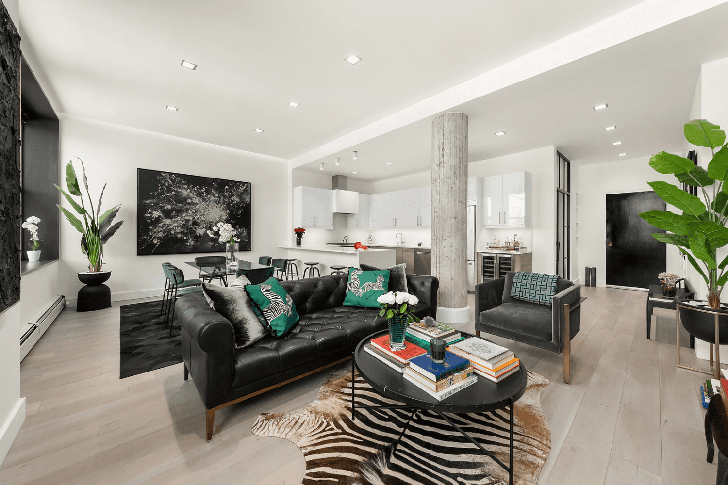 Just Listed ! Triple Mint Renovated Ultra Chic Spacious One Bedroom Loft Plus Home Office Guest Bedroom amp ; Two Baths on a High floor in a Doorman building in ...