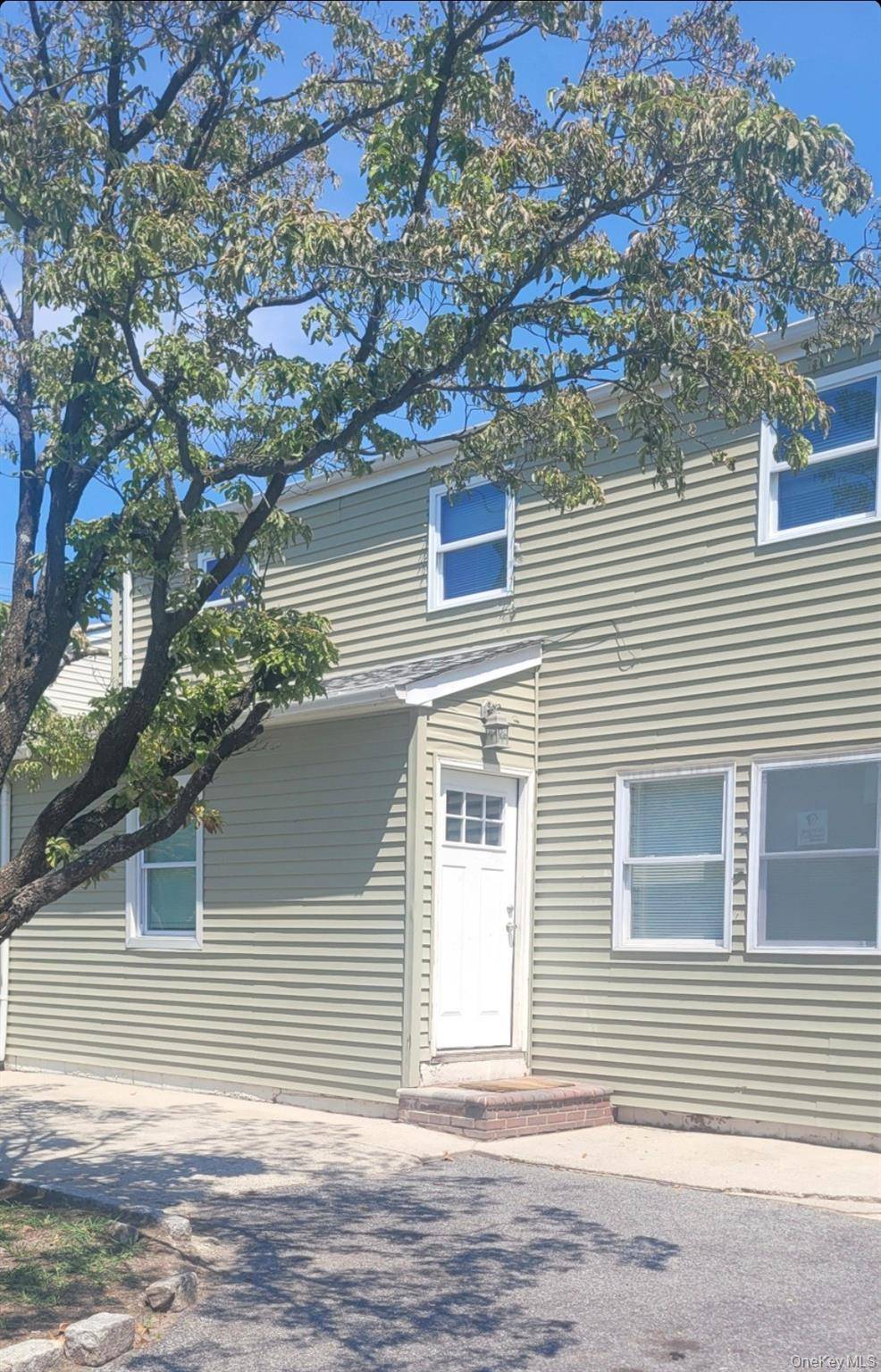 Beautifull Expanded Cape For rent 4 5 Bedrooms, 2 baths, Livingroom, and Eik Kitchen.