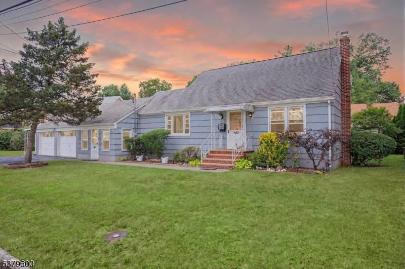 Welcome to 515 Beechwood Ave a spacious and renovated 4BR expanded Cape Cod on a large lot nestled on a quiet, tree lined street near the Kenilworth border.