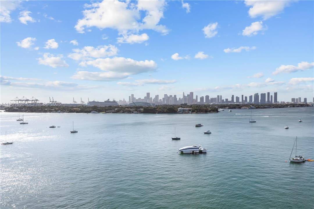 In demand unit in a 5 star condo hotel, Miami jewel with premium bay views.