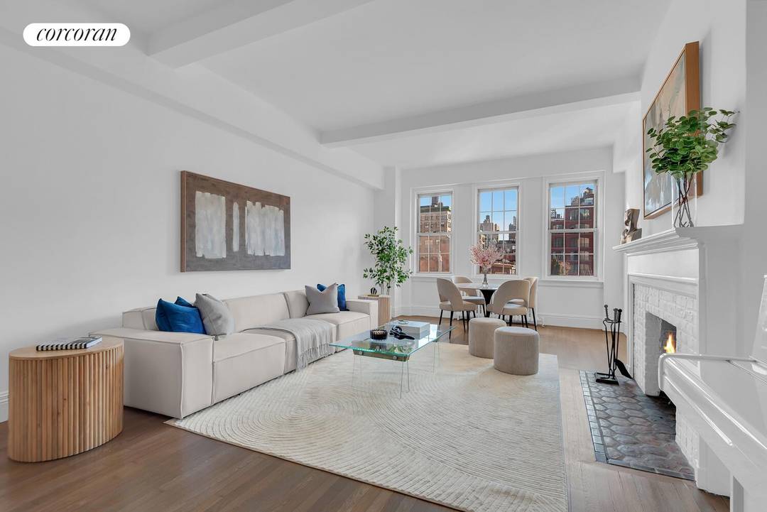 Sun drenched and elegant, this grand prewar one bedroom sits on the coveted and picturesque Gold Coast of Greenwich Village.