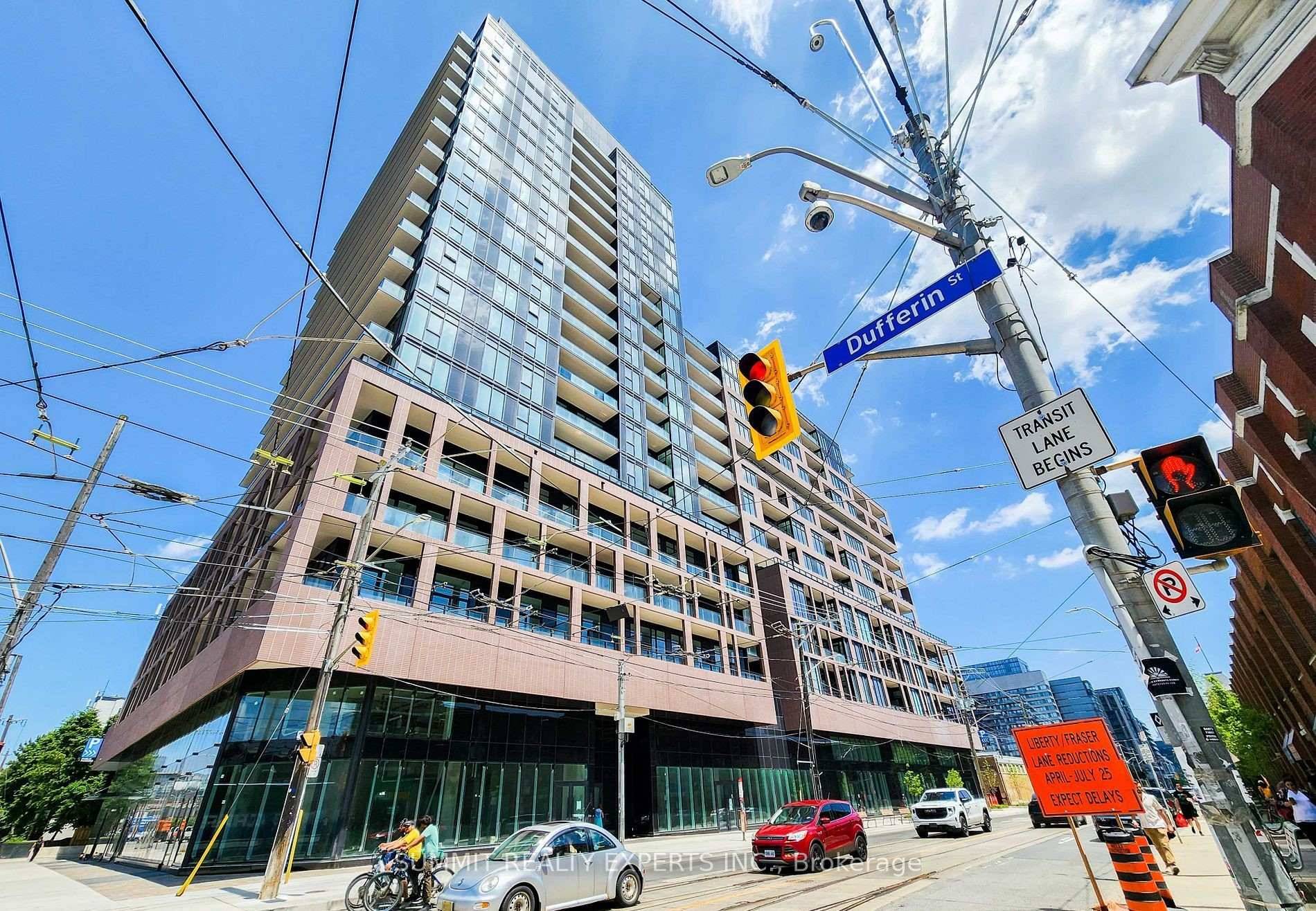 Modern living in the brand new condo, including 1 bedroom, 1 bathroom, in suite laundry, gym, kids playroom, think tank in Toronto's liberty village.