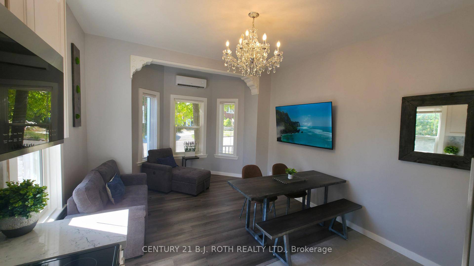 Never lived in, new everything, bright, fully furnished, modern 1 bedrrom apartment no bed door with high end luxury finishes.