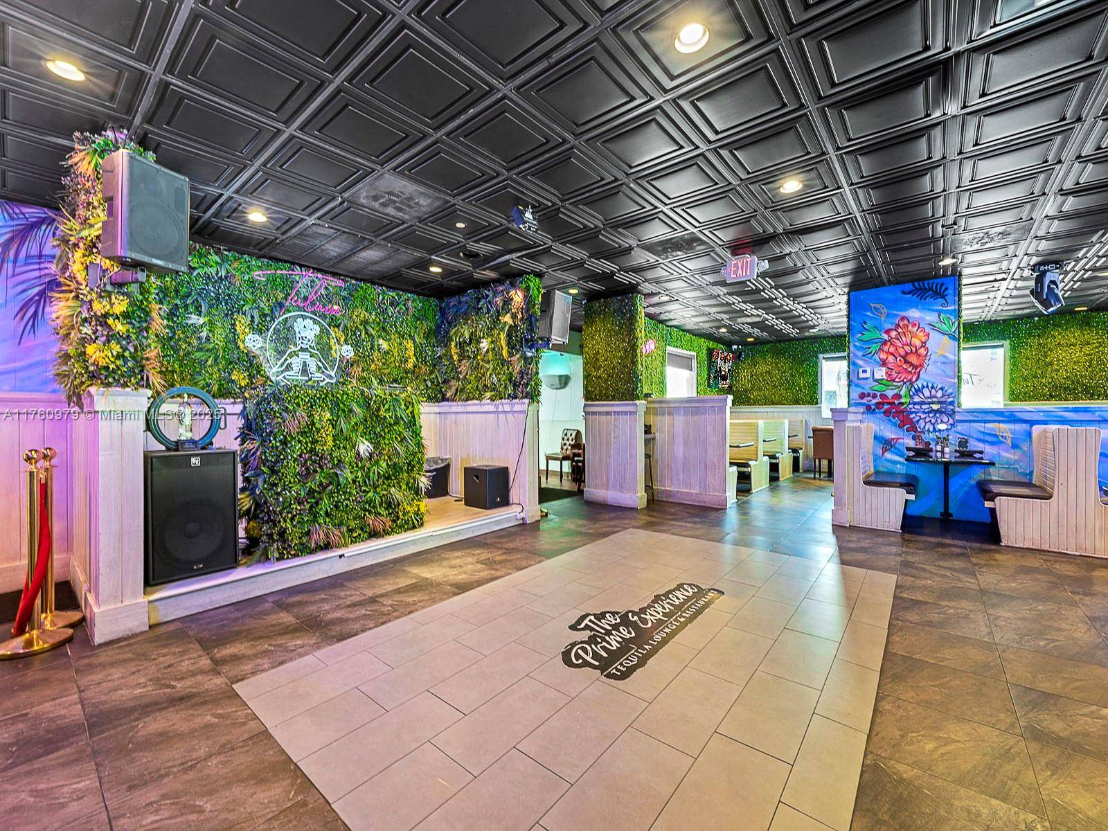 SELLER FINANCING AVAILABLE Rare opportunity to own a thriving, fully functioning amp ; equipped Mexican restaurant in Coral Springs with a 4COP liquor license amp ; exclusive tobacco license.