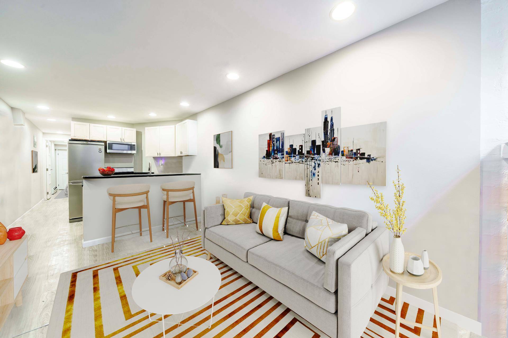 AVAILABLE JULY 1 RENOVATED CHELSEA APARTMENT WITH PRIVATE OUTDOOR SPACE Open House by Appointment Only Private Outdoor Space Laundry in Building Pet Friendly Welcome home to this beautifully renovated Chelsea ...