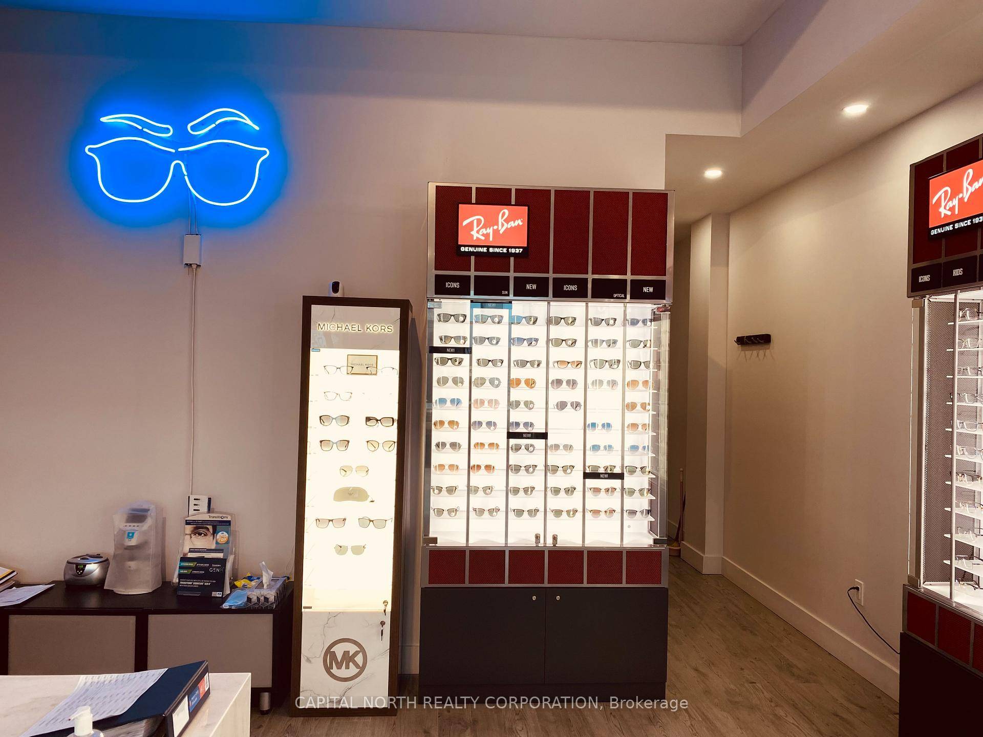 Amazing opportunity to own an established turn key business !