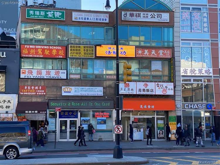Prime Retail Opportunity 4048 Main Street, Flushing, NY 11354 Located in the heart of Downtown Flushing, this exceptional three story granite commercial building offers unmatched visibility and convenience.