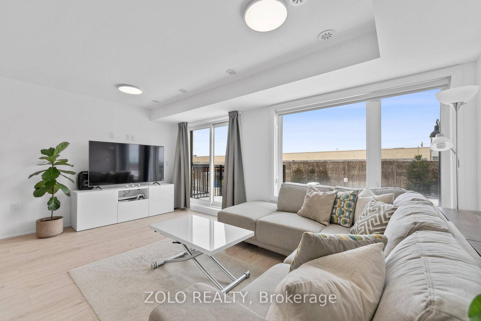 Welcome to this stunning townhouse, perfect for first home buyers and or growing families.