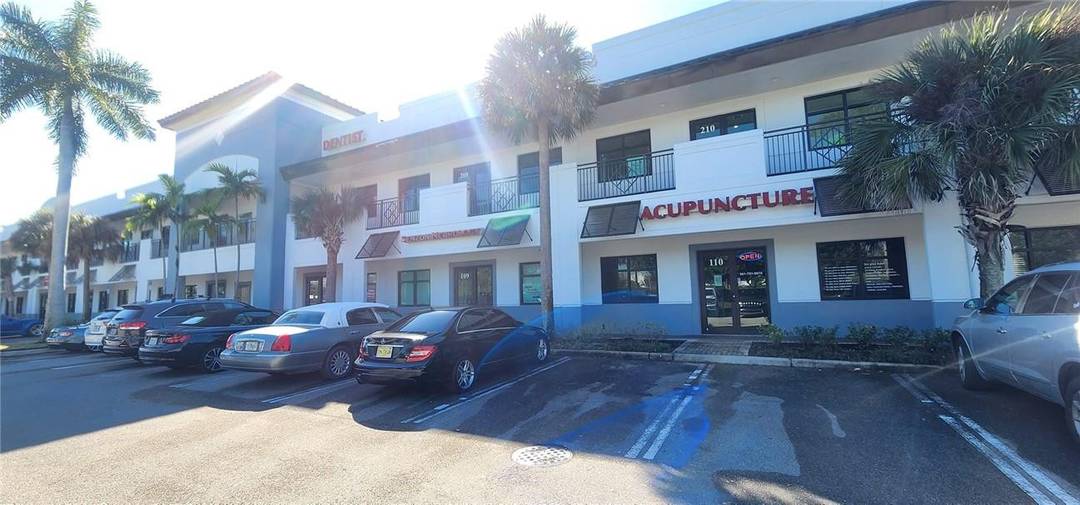 Don't miss this brand newly construction A class office for lease in the high traffic area of 441 and Belvedere Rd.