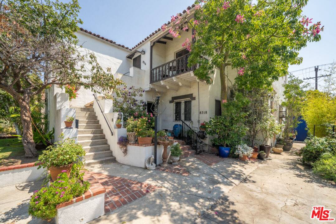 8316  W 4Th St 3BR Beverly Grove La