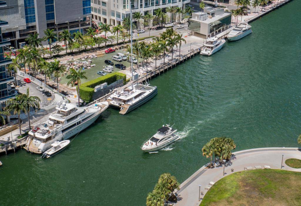 Enjoy breathtaking water views from this spacious 1 bed 1 bath furnished unit on the 37th floor of Icon Brickell.